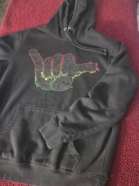 SAVS, Men's Black Graphic Hoodie with Rasta Shaka Design, Oakland Local, S